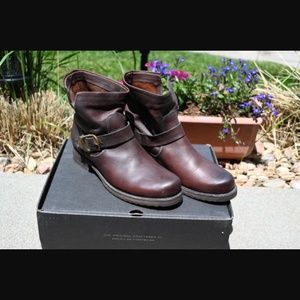 Frye Veronica Boots , Size 8